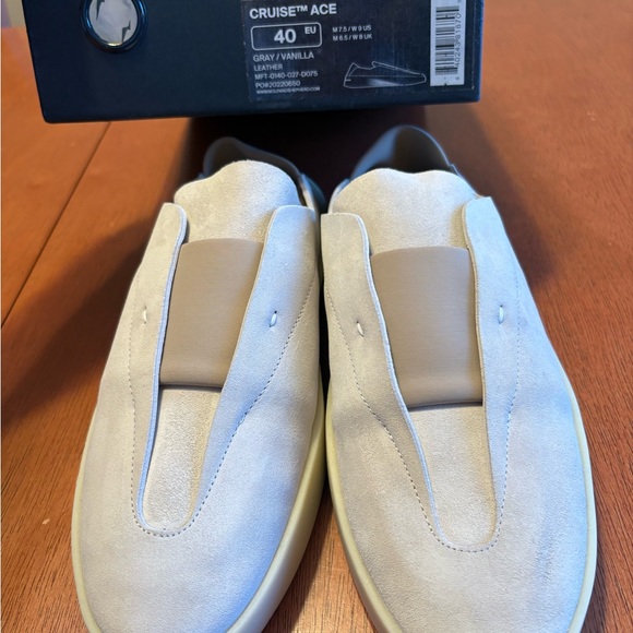 Wolf & Shepherd Slip-On Loafers